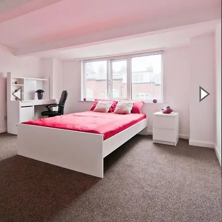 Pensjonat Budget Double Close To Leeds And Centre