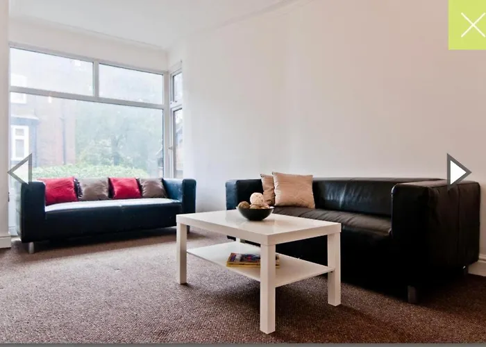 Budget Double Close To And Centre Guest house