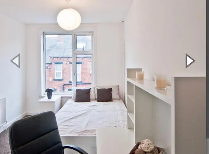 Budget Double Close To And Centre